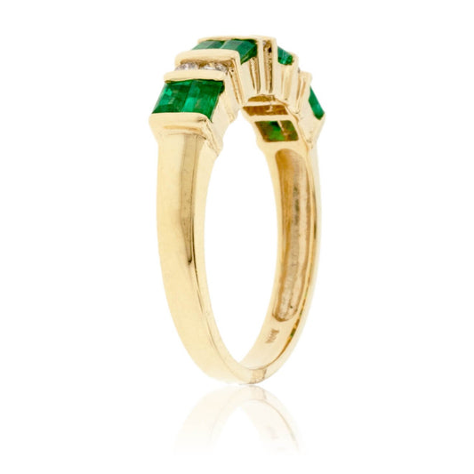 Alternating Emerald & Diamond Ring - Park City Jewelers