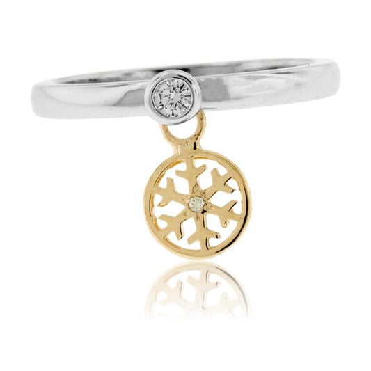 Charm Style Ring with Snowflake Charm - Park City Jewelers