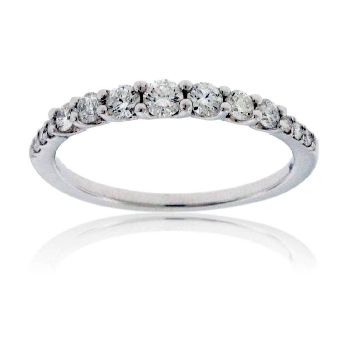 Graduating Large to Small Diamond Band – Park City Jewelers