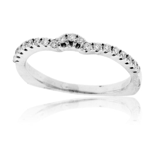 Simply Classic Round Diamond Engagement Ring - Park City Jewelers