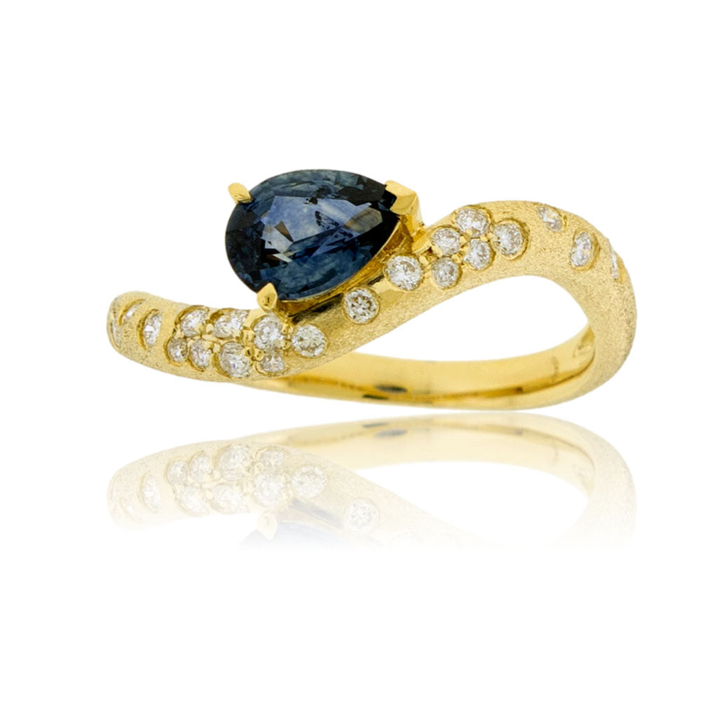 Montana Sapphire and Diamond Confetti Style Ring