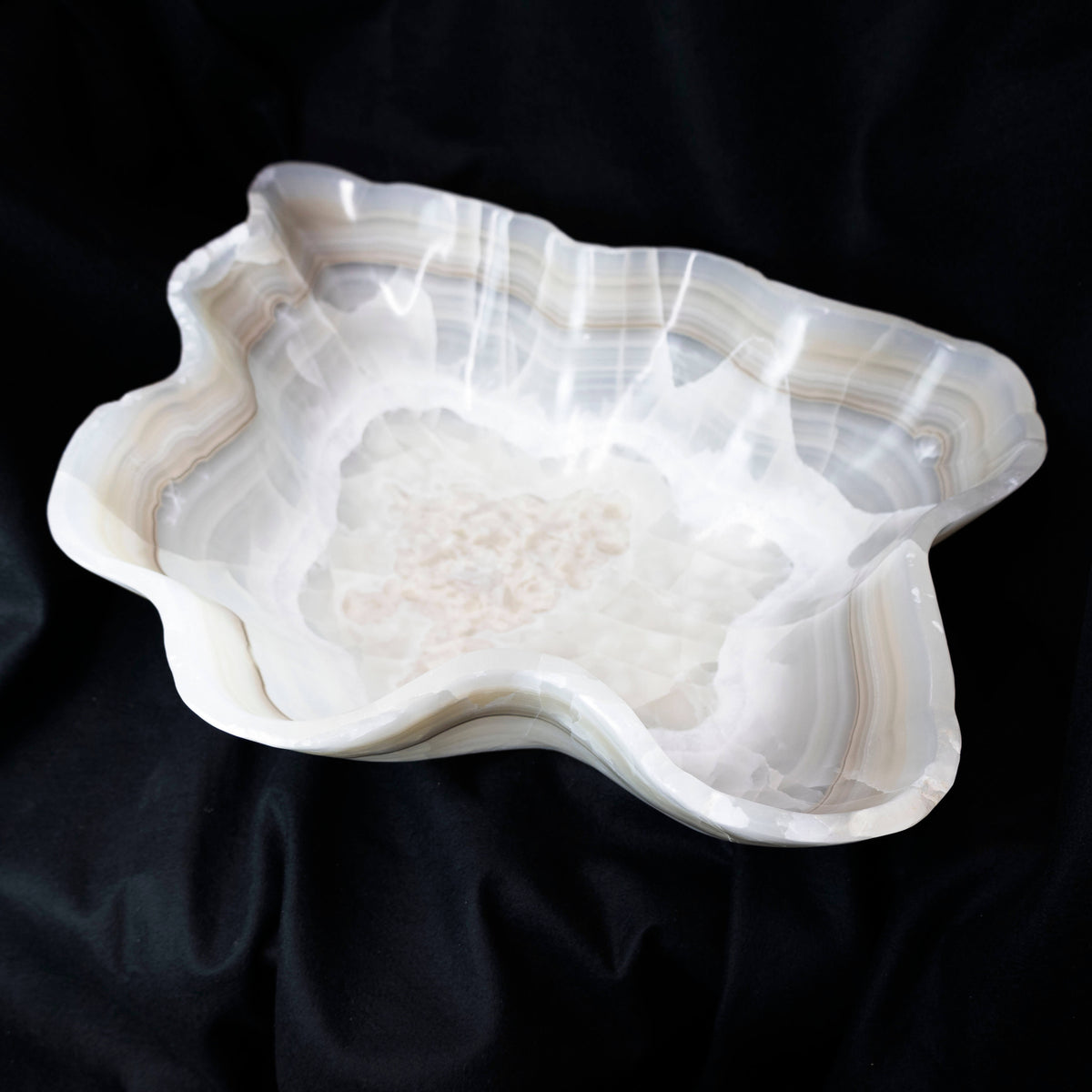 Hand-carved white onyx bowl 