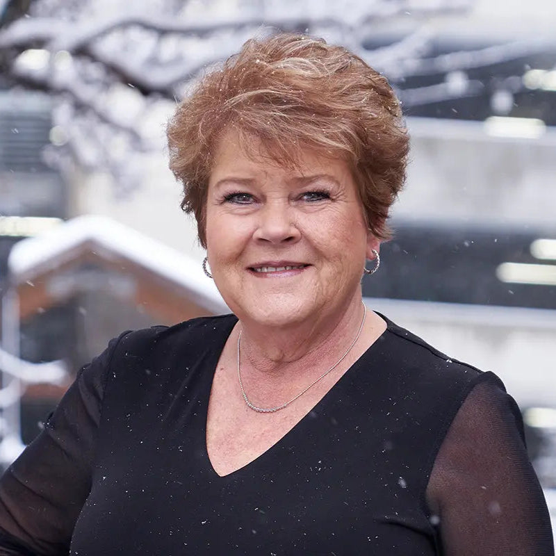 Headshot of Kathi Bogenschutz - Park City Jewelers
