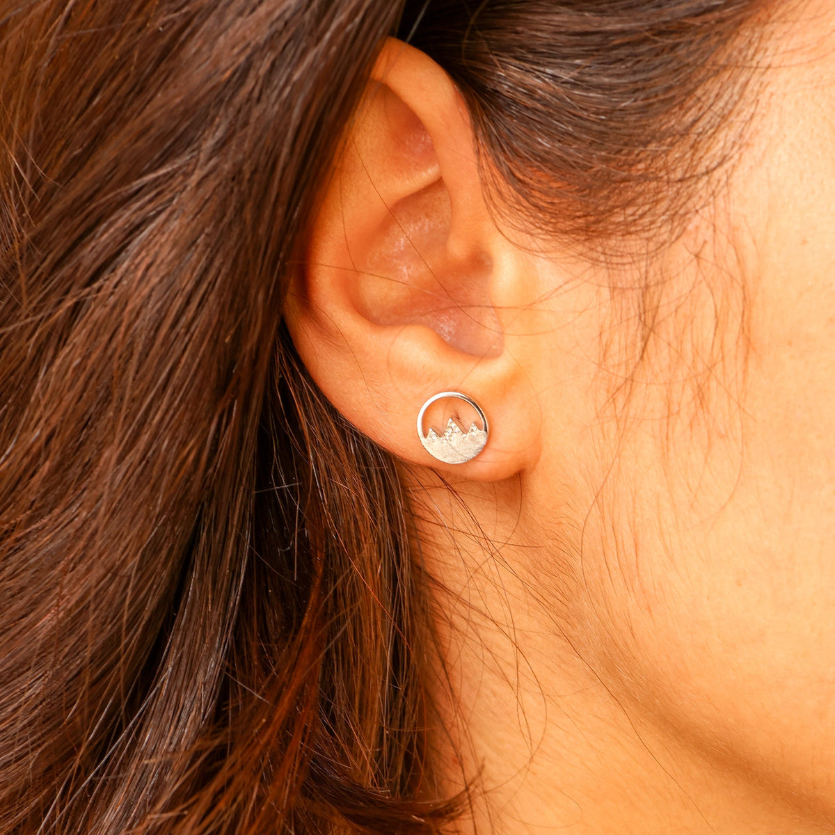 Sterling Silver 3 Peak Mountain Circle Stud Earrings - Park City Jewelers