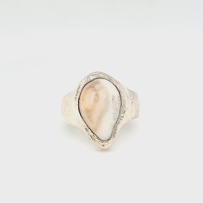 Hammered Simple Elk Ivory Ring