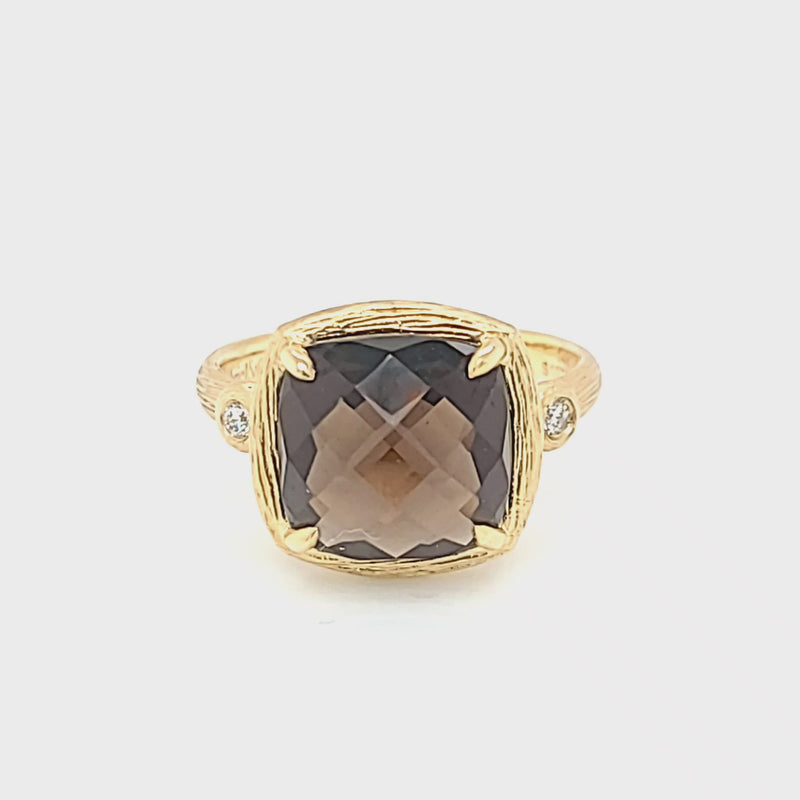 Smoky Quartz in Textured Yellow Gold Ring