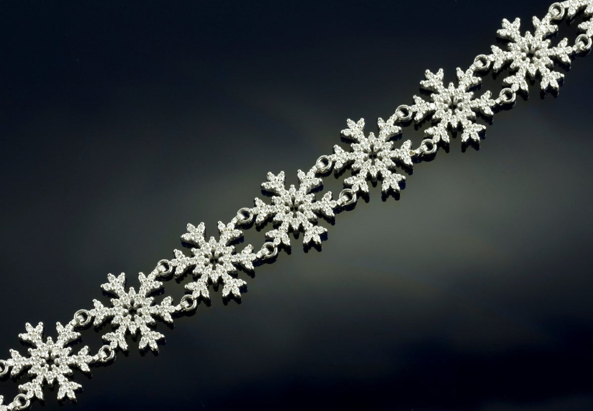Shimmering Snowflake - Confetti & Diamonds