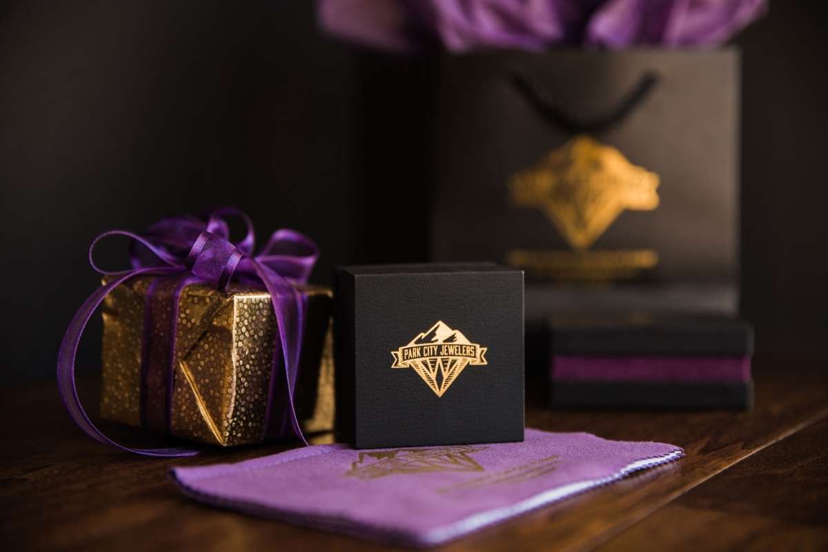 Free Gift Wrapping - Park City Jewelers