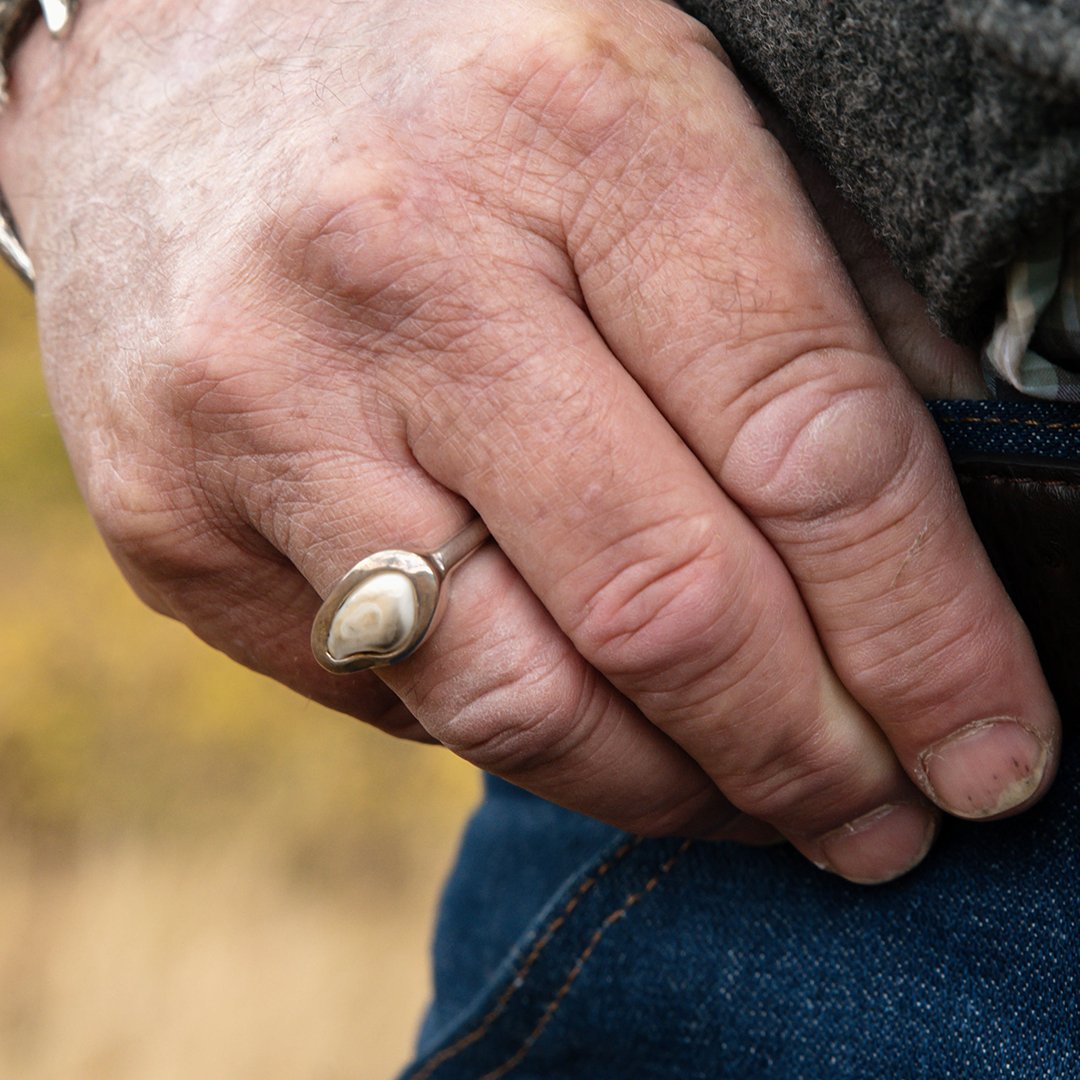 Horizontal Simple Elk Ivory Ring - Park City Jewelers